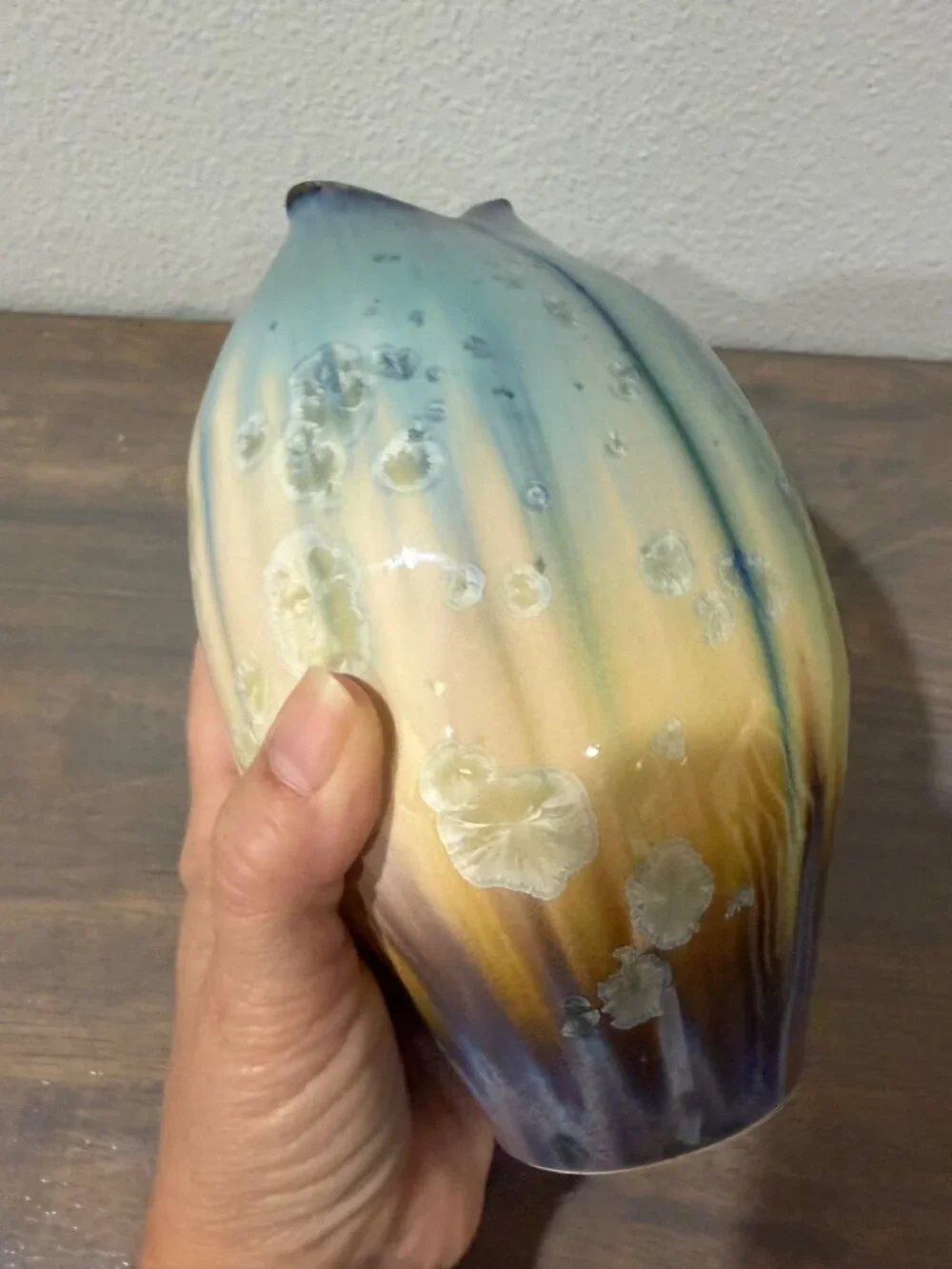 Bill Campbell Signed Crystalline Pottery Vase Fish Mouth Teal Beige Brown